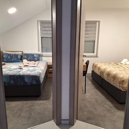 Apartmani Venecia Prozor Exteriér fotografie