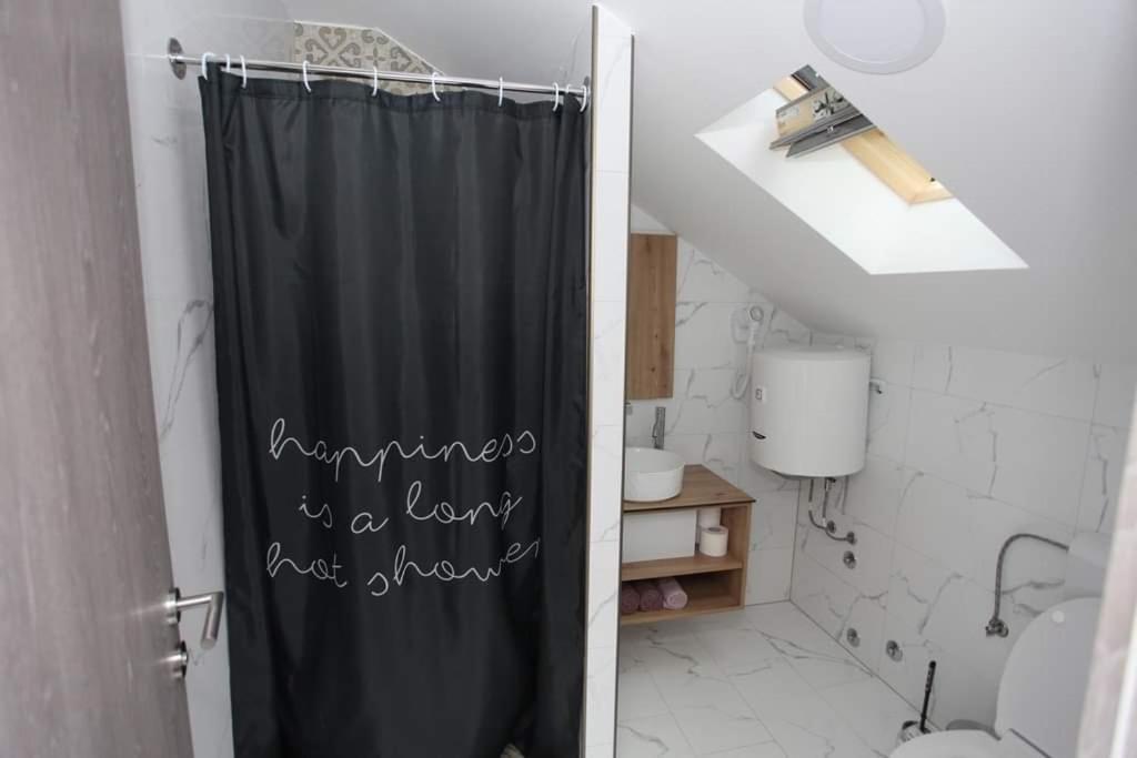 Apartmani Venecia Prozor Exteriér fotografie