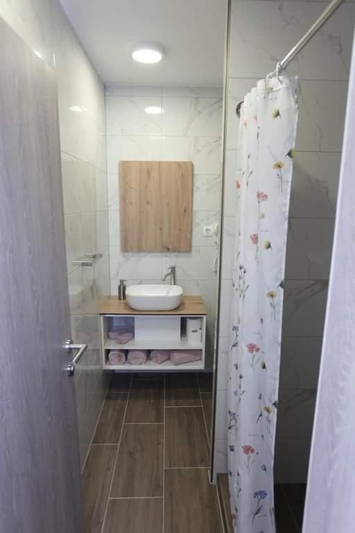 Apartmani Venecia Prozor Exteriér fotografie