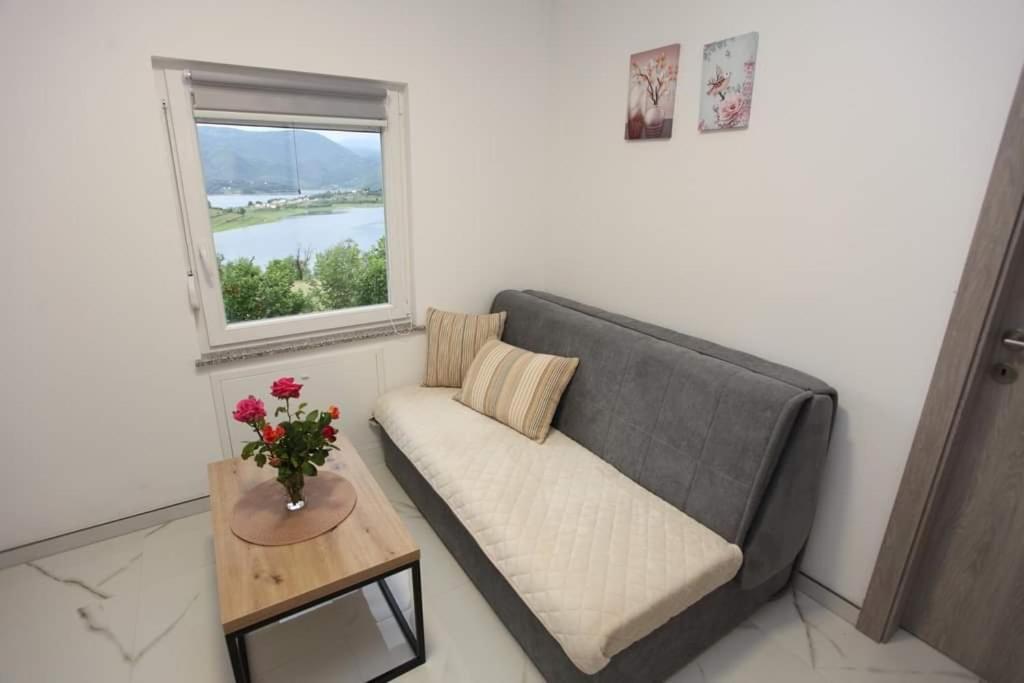 Apartmani Venecia Prozor Exteriér fotografie