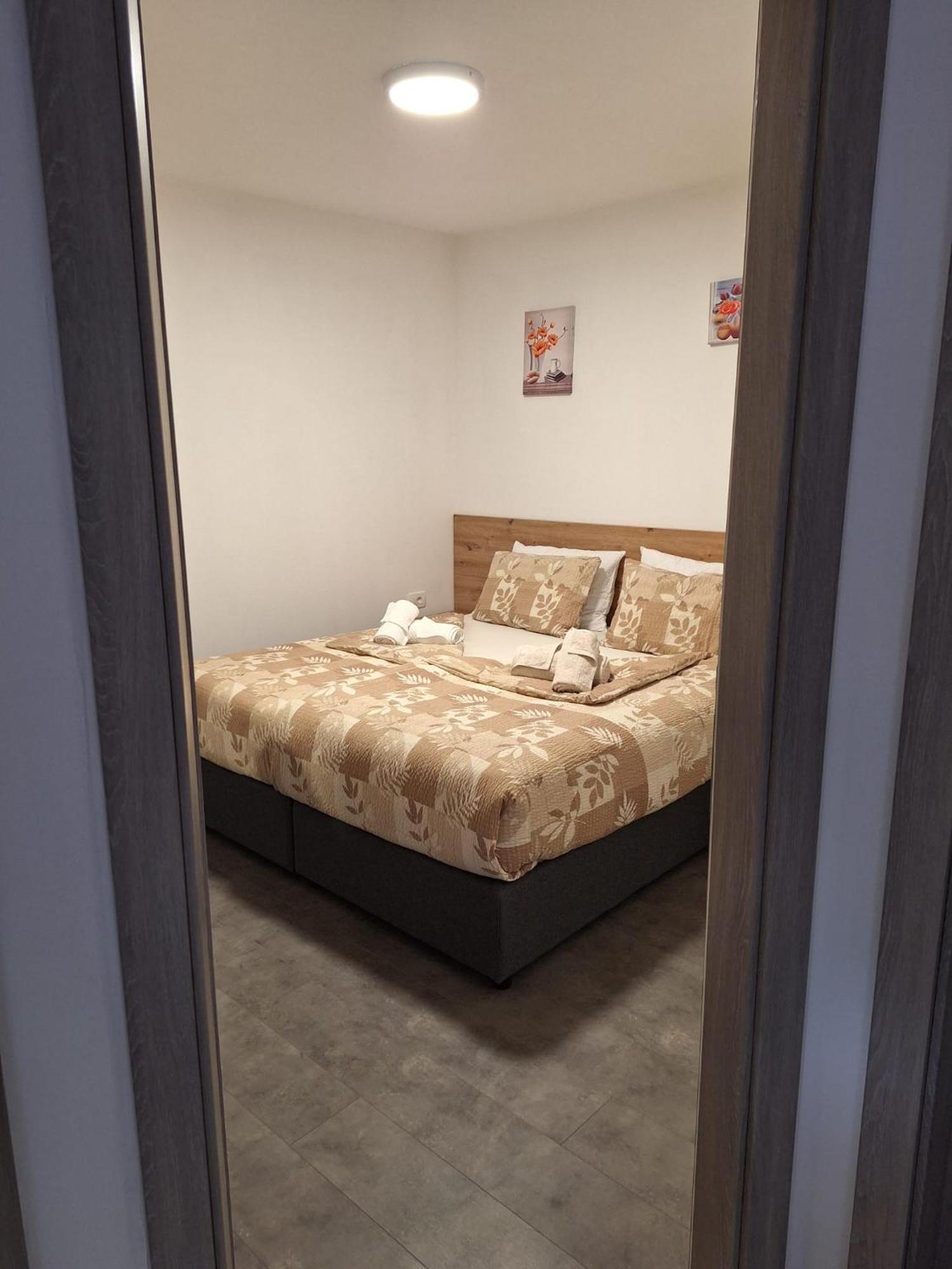 Apartmani Venecia Prozor Exteriér fotografie