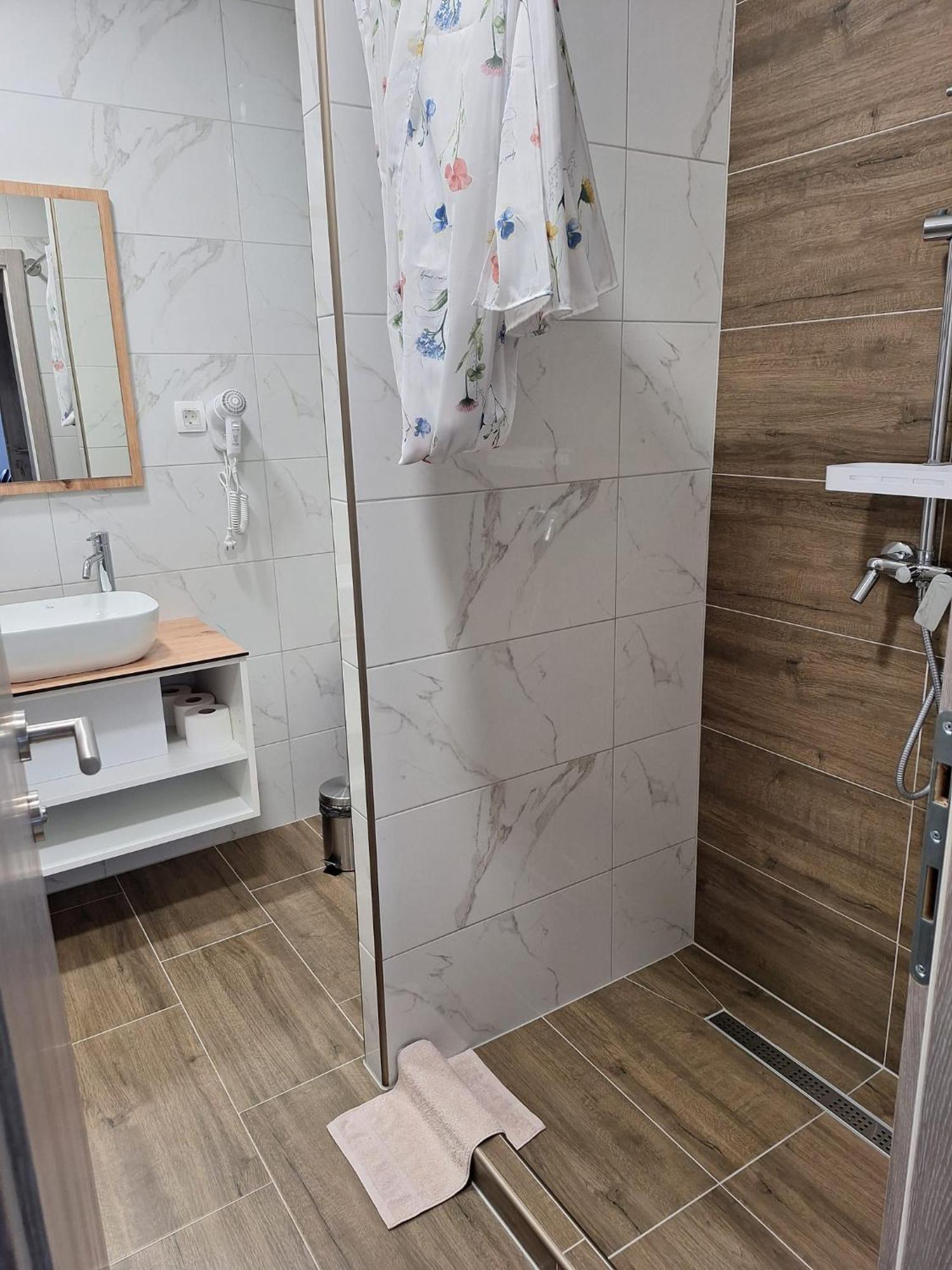 Apartmani Venecia Prozor Exteriér fotografie